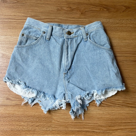 Vintage Wrangler Shorts - Picture 1 of 4